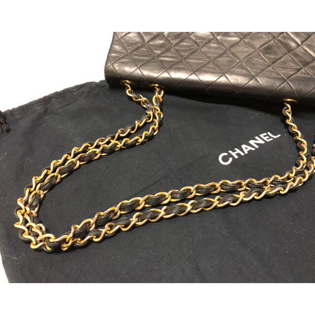 CHANEL(シャネル)のCHANEL  レディースのバッグ(ショルダーバッグ)の商品写真