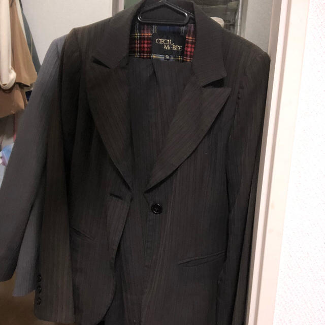 CECIL McBEE(セシルマクビー)のセシルマクビー スーツ レディースのフォーマル/ドレス(スーツ)の商品写真