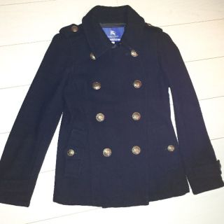 バーバリーブルーレーベル(BURBERRY BLUE LABEL)のラスト‼再‼再‼⤵⤵お値下げ💴⤵BURBERRY★ピーコート　サイズ38(ピーコート)