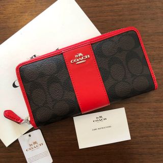 コーチ(COACH)のCOACH コーチ ブライトレッド ストラップ 長財布 赤 財布(財布)