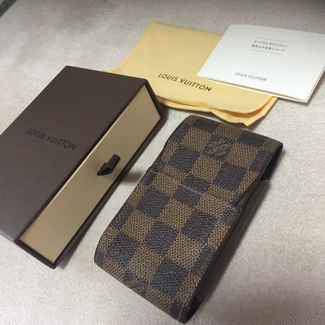 LOUIS VUITTON(ルイヴィトン)のLOUIS VUITTON たばこケース メンズのファッション小物(タバコグッズ)の商品写真