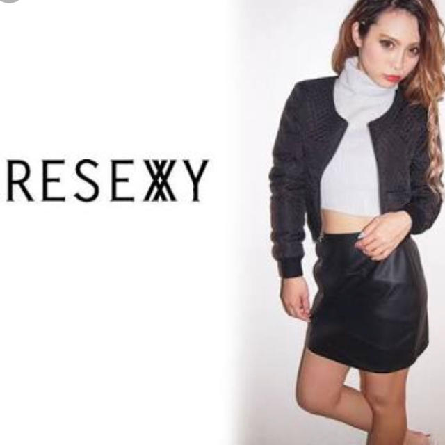 RESEXXY(リゼクシー)のRESEXXY リゼクシー  ブルゾン  ブラック レディースのジャケット/アウター(ブルゾン)の商品写真