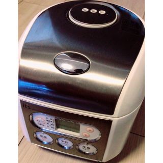 サンヨー(SANYO)のSANYO 炊飯器 11年製【中古】(炊飯器)