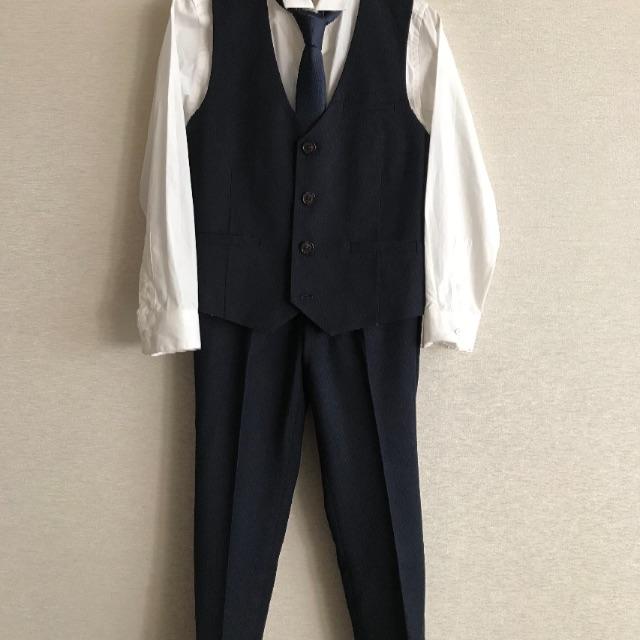 NEXT(ネクスト)のayu ayu様専用 NEXT ネイビースーツスリーピース キッズ/ベビー/マタニティのキッズ服男の子用(90cm~)(ドレス/フォーマル)の商品写真