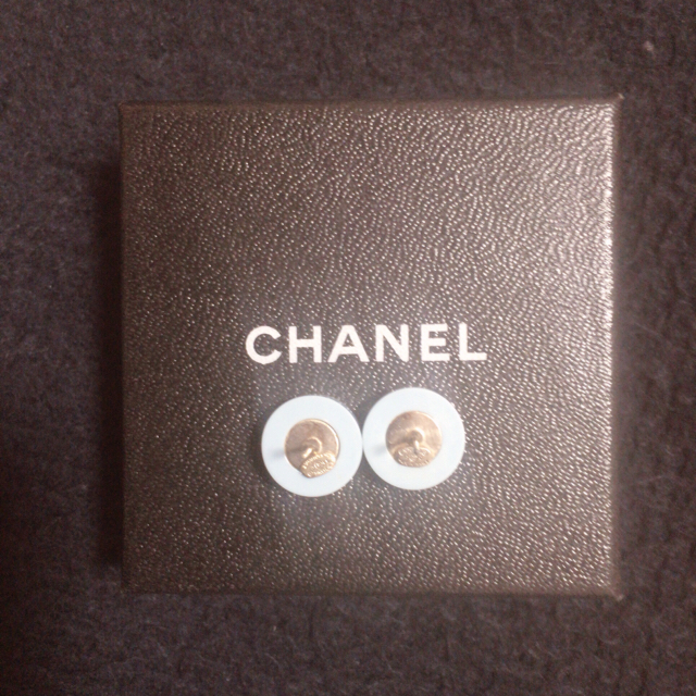 CHANEL(シャネル)の❤CHANEL ピアス レディースのアクセサリー(ピアス)の商品写真