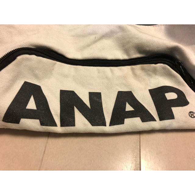 ANAP(アナップ)のあかさ様 専用  アナップ  ウエストバッグ レディースのバッグ(ボディバッグ/ウエストポーチ)の商品写真