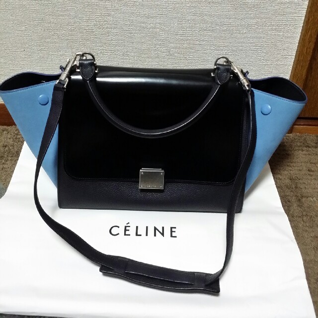 予約】 celine - 新品同様‼! セリーヌ トラペーズ ショルダーバッグ
