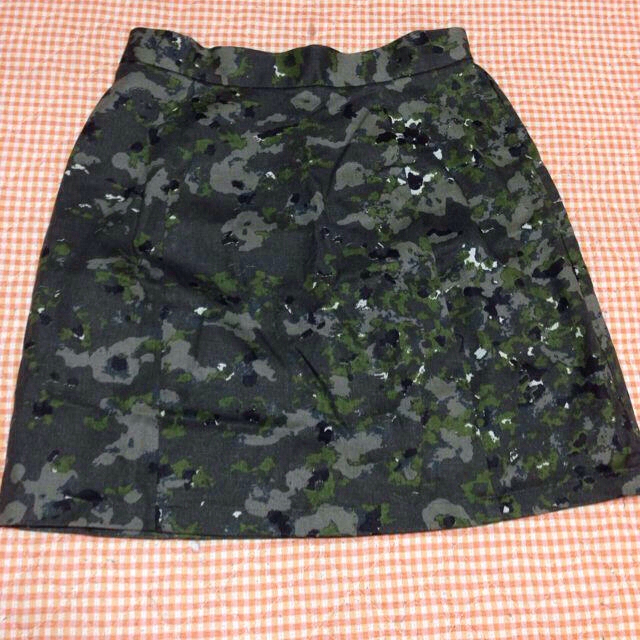 JEANASIS(ジーナシス)の迷彩 ジーナシス スカート レディースのスカート(ひざ丈スカート)の商品写真