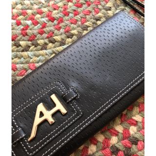 アニヤハインドマーチ(ANYA HINDMARCH)の  入手困難 アニヤハインドマーチ 美品 パスポートケース  クラッチ(クラッチバッグ)