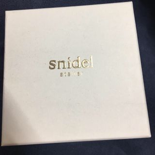 スナイデル(SNIDEL)のリアルレザーミニウォレット(財布)