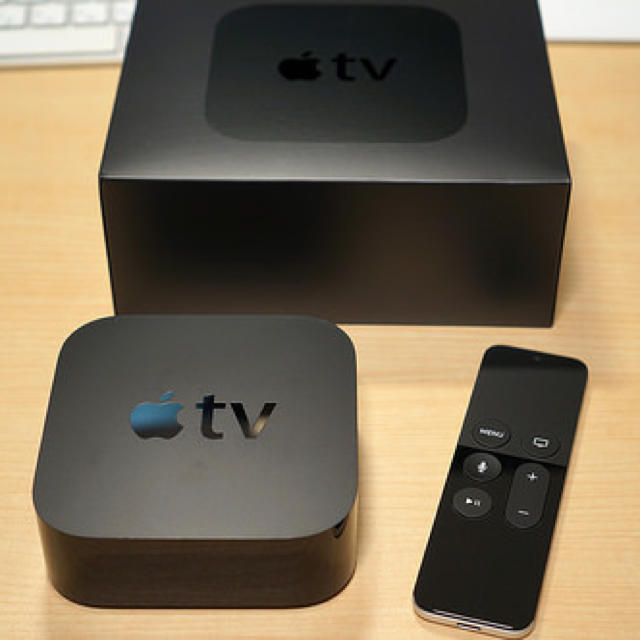 Apple(アップル)のApple TV 第4世代 32GB スマホ/家電/カメラのPC/タブレット(PC周辺機器)の商品写真