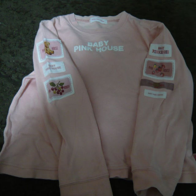 PINK HOUSE(ピンクハウス)のBABY PINK HOUSE 長袖ＴシャツＬサイズ（１２０） キッズ/ベビー/マタニティのキッズ服女の子用(90cm~)(その他)の商品写真