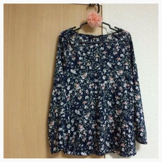 ザラ(ZARA)の花柄カットソー(カットソー(長袖/七分))