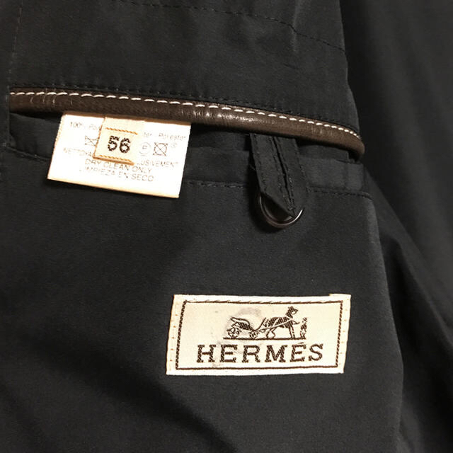 Hermes(エルメス)のHERMES メンズ中綿入りコート ブラック メンズのジャケット/アウター(チェスターコート)の商品写真