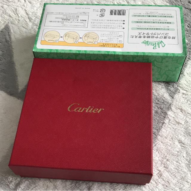 Cartier(カルティエ)のカルティエ 空箱 レディースのバッグ(ショップ袋)の商品写真