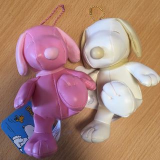 スヌーピー(SNOOPY)のスヌーピー  ボールチェーン レザー風ぬいぐるみ ２個セット(キャラクターグッズ)