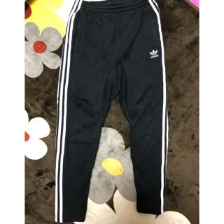 アディダス(adidas)のadidas originalsパンツ(ジャージ)