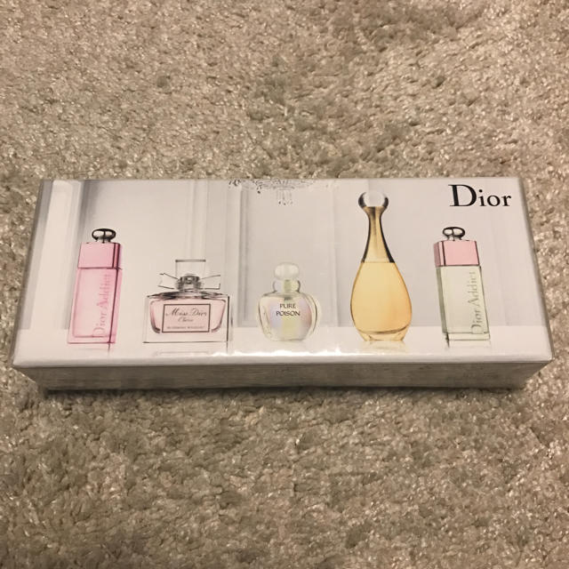 Dior(ディオール)のDior ミニ香水セット コスメ/美容の香水(香水(女性用))の商品写真