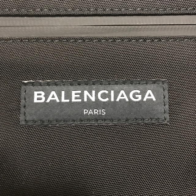 BALENCIAGA BAG(バレンシアガバッグ)の国内正規品★BALENCIAGA ボディ ショルダーバッグ ウエストポーチ メンズのバッグ(ウエストポーチ)の商品写真