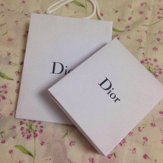 クリスチャンディオール(Christian Dior)のYUKI♡プロフ必読さま専用♪(ショップ袋)