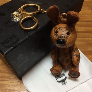 MCM(MCM) うさぎ キーホルダー(レディース)の通販 6点 | エムシーエム MCM(MCM) うさぎ キーホルダー(レディース)の通販 6点 | エムシーエム