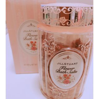 ジルスチュアート(JILLSTUART)のJILLSTUART フラワーバスソルト(入浴剤/バスソルト)