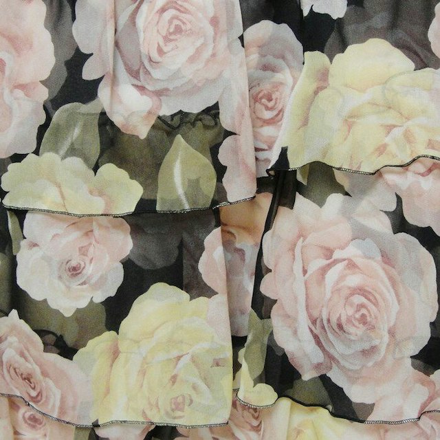 Peyton Place(ペイトンプレイス)のペイトンプレイス 花柄シフォンスカート ミニスカート レディースのスカート(ミニスカート)の商品写真