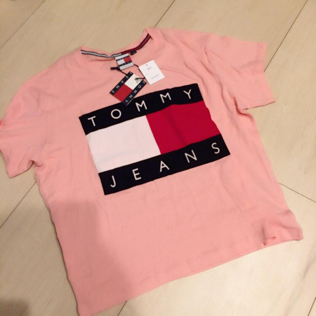 TOMMY HILFIGER(トミーヒルフィガー)のまりりん様専用 2マイセット レディースのトップス(Tシャツ(半袖/袖なし))の商品写真