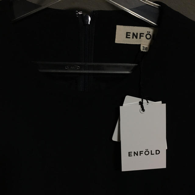 ENFOLD(エンフォルド)のENFOLD  ワンピース  新品  本日限定‼︎お値下げ レディースのワンピース(ひざ丈ワンピース)の商品写真