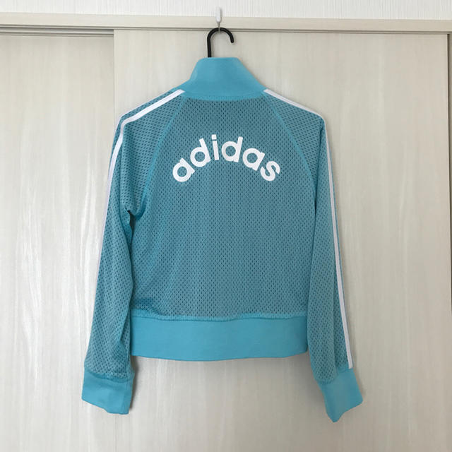 adidas(アディダス)のアディダス リバーシブルジャージ レディースのトップス(パーカー)の商品写真