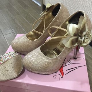 【美品】結婚式二次会パーティーシューズゴールドラメ花装飾美脚厚底パンプス(ハイヒール/パンプス)