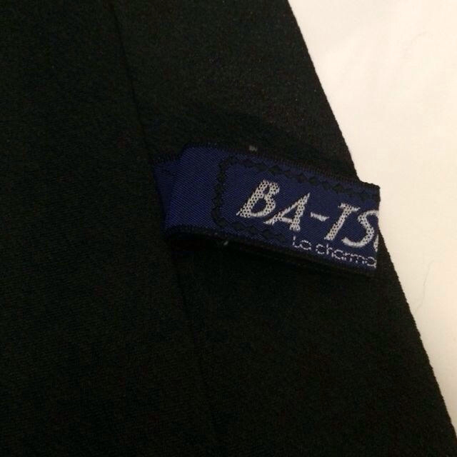 BA-TSU(バツ)のロック ネクタイ レディースのファッション小物(ネクタイ)の商品写真