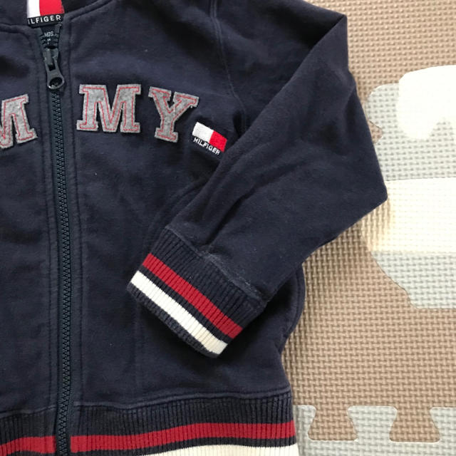 TOMMY HILFIGER(トミーヒルフィガー)のトミー パーカー キッズ/ベビー/マタニティのキッズ服男の子用(90cm~)(ジャケット/上着)の商品写真