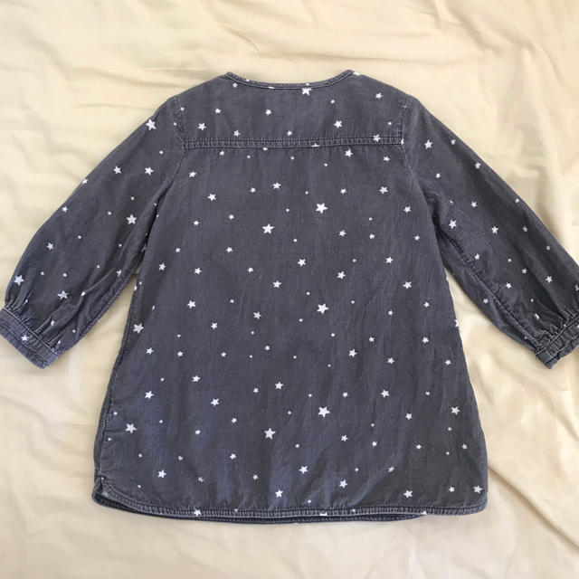 babyGAP(ベビーギャップ)のbabyGap ワンピース 90 キッズ/ベビー/マタニティのキッズ服女の子用(90cm~)(ワンピース)の商品写真