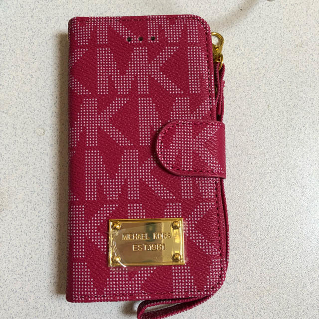 Michael Kors(マイケルコース)のiPhoneケース♡マイケルコース スマホ/家電/カメラのスマホアクセサリー(iPhoneケース)の商品写真