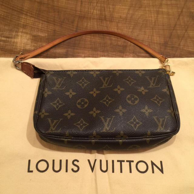 LOUIS VUITTON(ルイヴィトン)の値下げ！！ルイ ヴィトン アクセサリーポーチ レディースのバッグ(クラッチバッグ)の商品写真