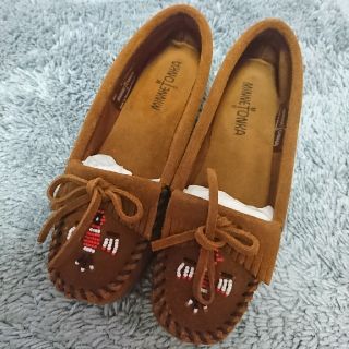 ミネトンカ(Minnetonka)の【新品】MINNETONKA ミネトンカ モカシン サイズ6(箱無し)(スリッポン/モカシン)