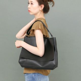 KBF - poon 様専用 KBF WEB限定 変形ショルダーバッグの通販 by わっか