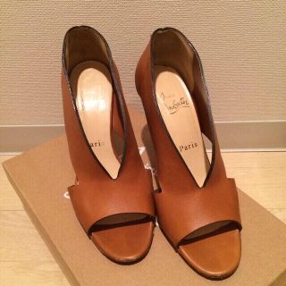 クリスチャンルブタン(Christian Louboutin)のルブタン茶色パンプス♡(ハイヒール/パンプス)