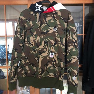 アベイシングエイプ(A BATHING APE)のAape by a bathing ape  camo パーカー 裏起毛(パーカー)