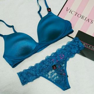 ヴィクトリアズシークレット(Victoria's Secret)の【専用】Lasenza (ブラ&ショーツセット)