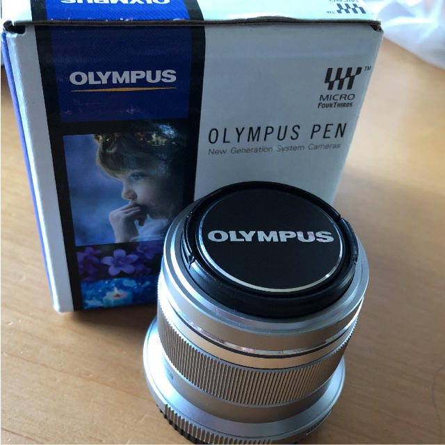 OLYMPUS(オリンパス)の専用！OLYMPUS 単焦点レンズ 45ミリ f1.8 スマホ/家電/カメラのカメラ(レンズ(単焦点))の商品写真
