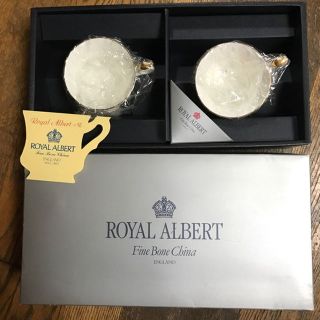 ロイヤルアルバート(ROYAL ALBERT)の【期間限定】ロイヤルアルバート ティーカップ＆ソーサー　 2客セット(グラス/カップ)