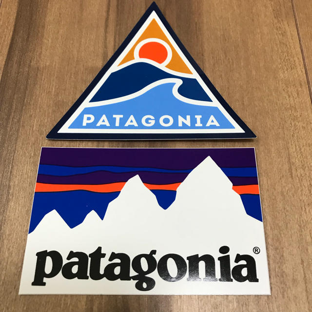 patagonia(パタゴニア)の♢パタゴニア patagonia ステッカー 2枚！ スポーツ/アウトドアのアウトドア(登山用品)の商品写真