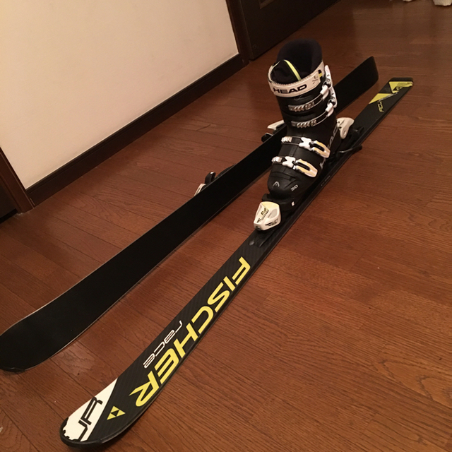 HEAD(ヘッド)のHeadジュニアスキーブーツ。 スポーツ/アウトドアのスキー(ブーツ)の商品写真