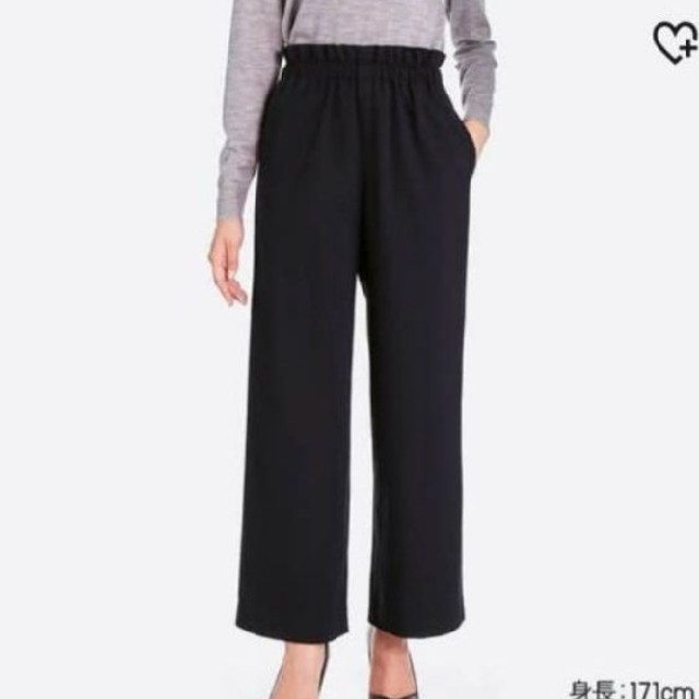 UNIQLO(ユニクロ)のユニクロ　ハイウエストギャザーワイドパンツ レディースのパンツ(カジュアルパンツ)の商品写真