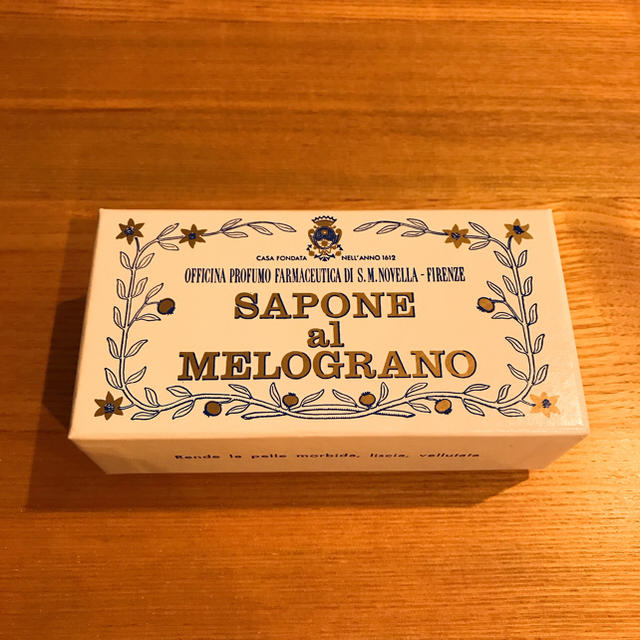 Santa Maria Novella(サンタマリアノヴェッラ)のKazu様専用 サンタ マリア ノヴェッラ  ザクロソープ コスメ/美容のボディケア(ボディソープ/石鹸)の商品写真