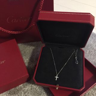 カルティエ(Cartier)のCartier クロスダイヤネックレス(ネックレス)