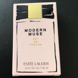 エスティローダー(Estee Lauder)のエスティローダー モダンミューズ 7ml(香水(女性用))