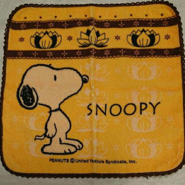 SNOOPY(スヌーピー)の【未使用】スヌーピーハンドタオル　３枚セット エンタメ/ホビーのアニメグッズ(タオル)の商品写真